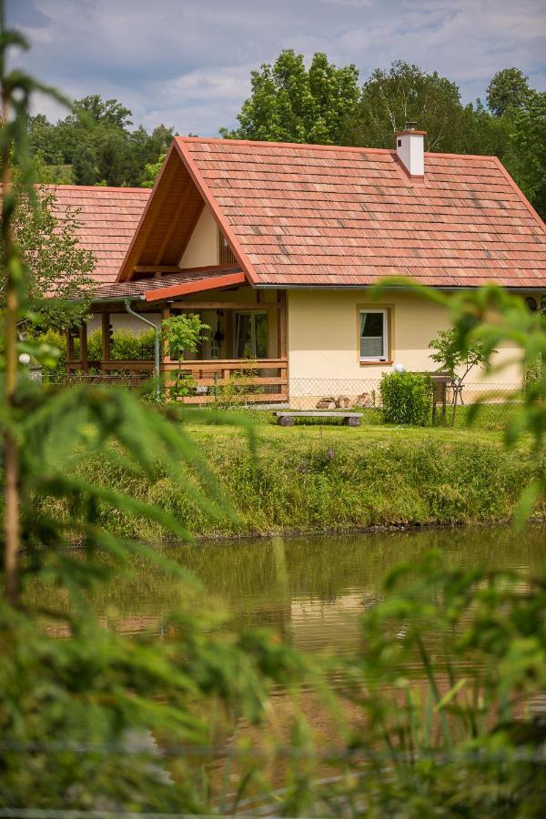 Domki Nad Stawem. Polańczyk Exterior foto